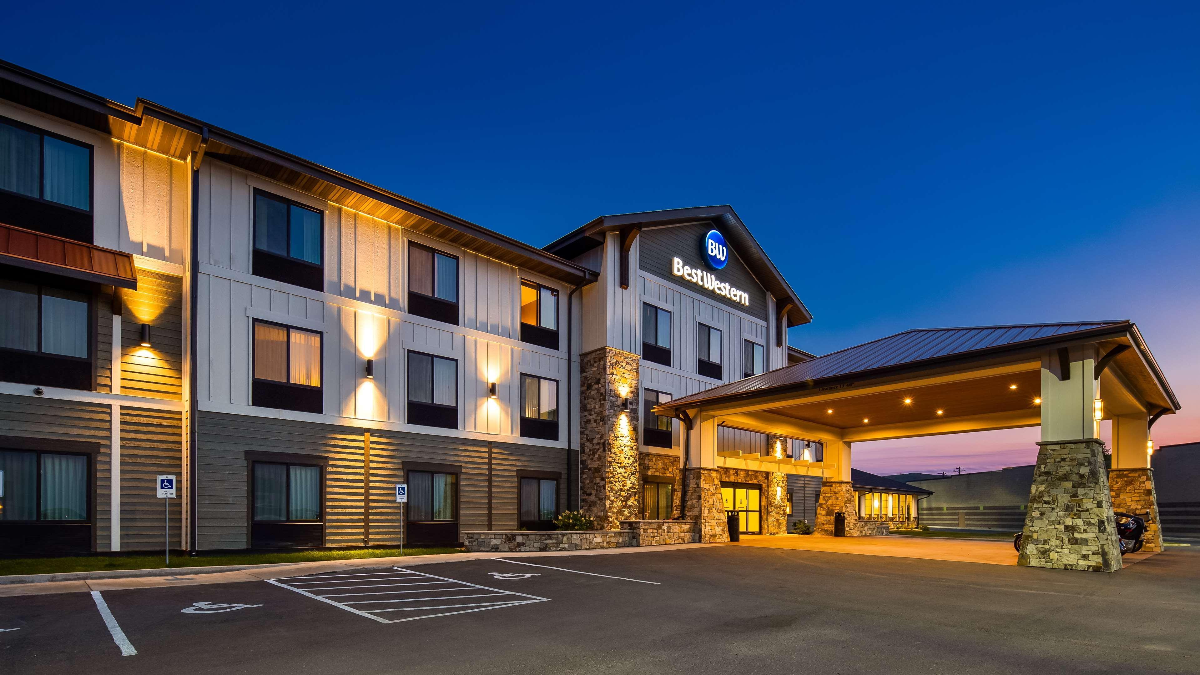 Best Western Shelby Inn & Suites Exterior foto